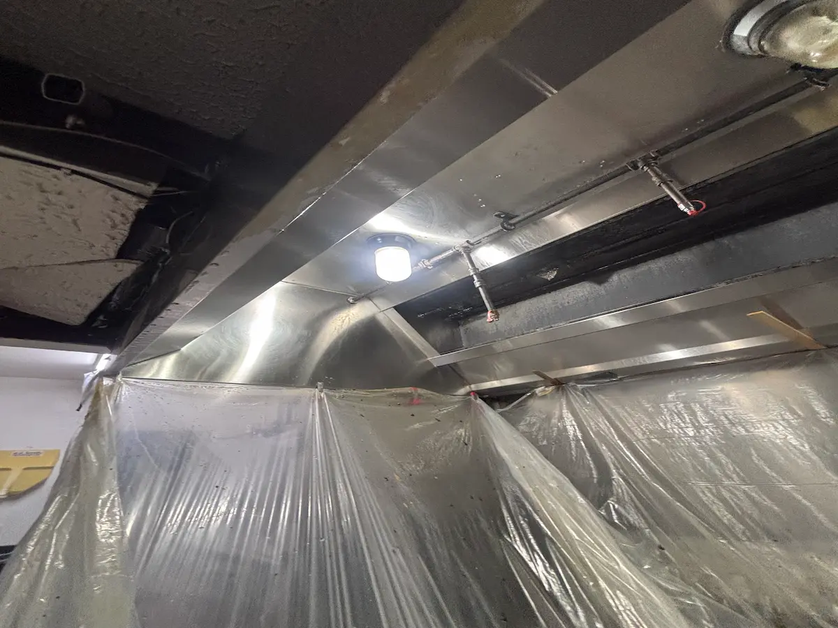 Commercial hood cleaning job in Toronto, ON